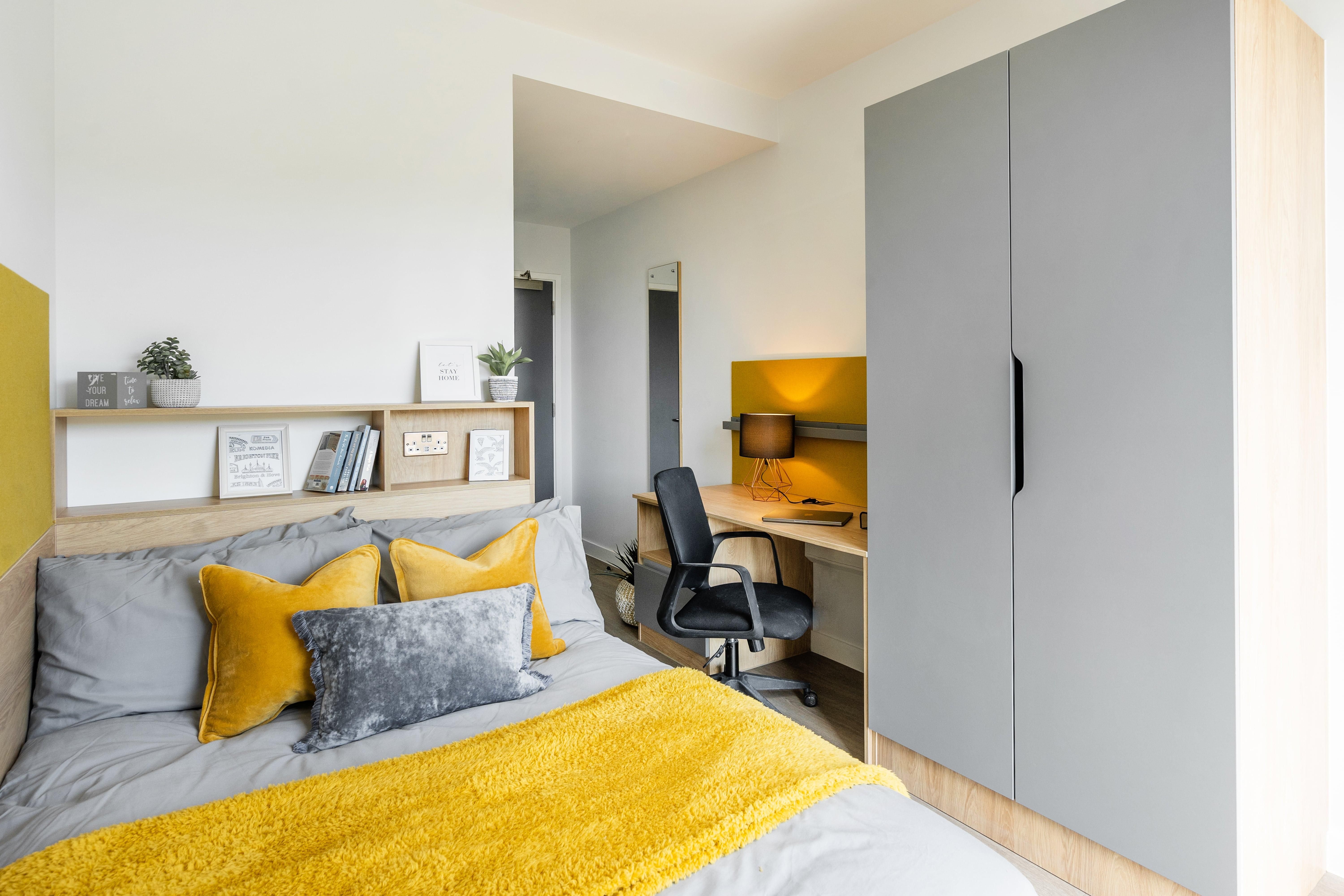 Ensuite Silver